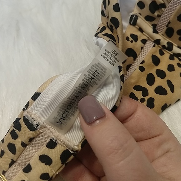 Victoria's Secret Leopard Push Up Bikini Top 36B - Picture 4 of 5